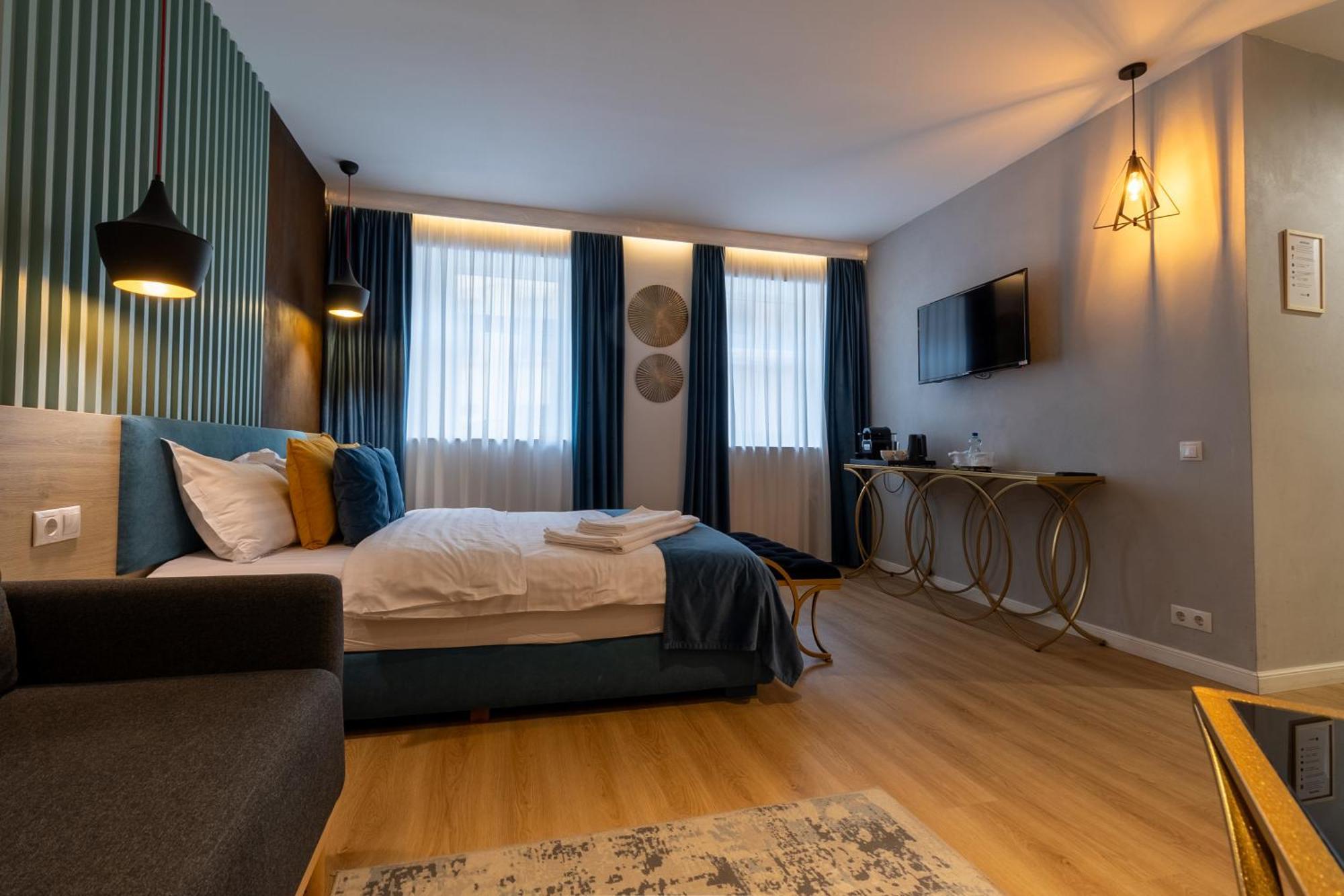 Отель Lumiere House Сибиу Экстерьер фото
